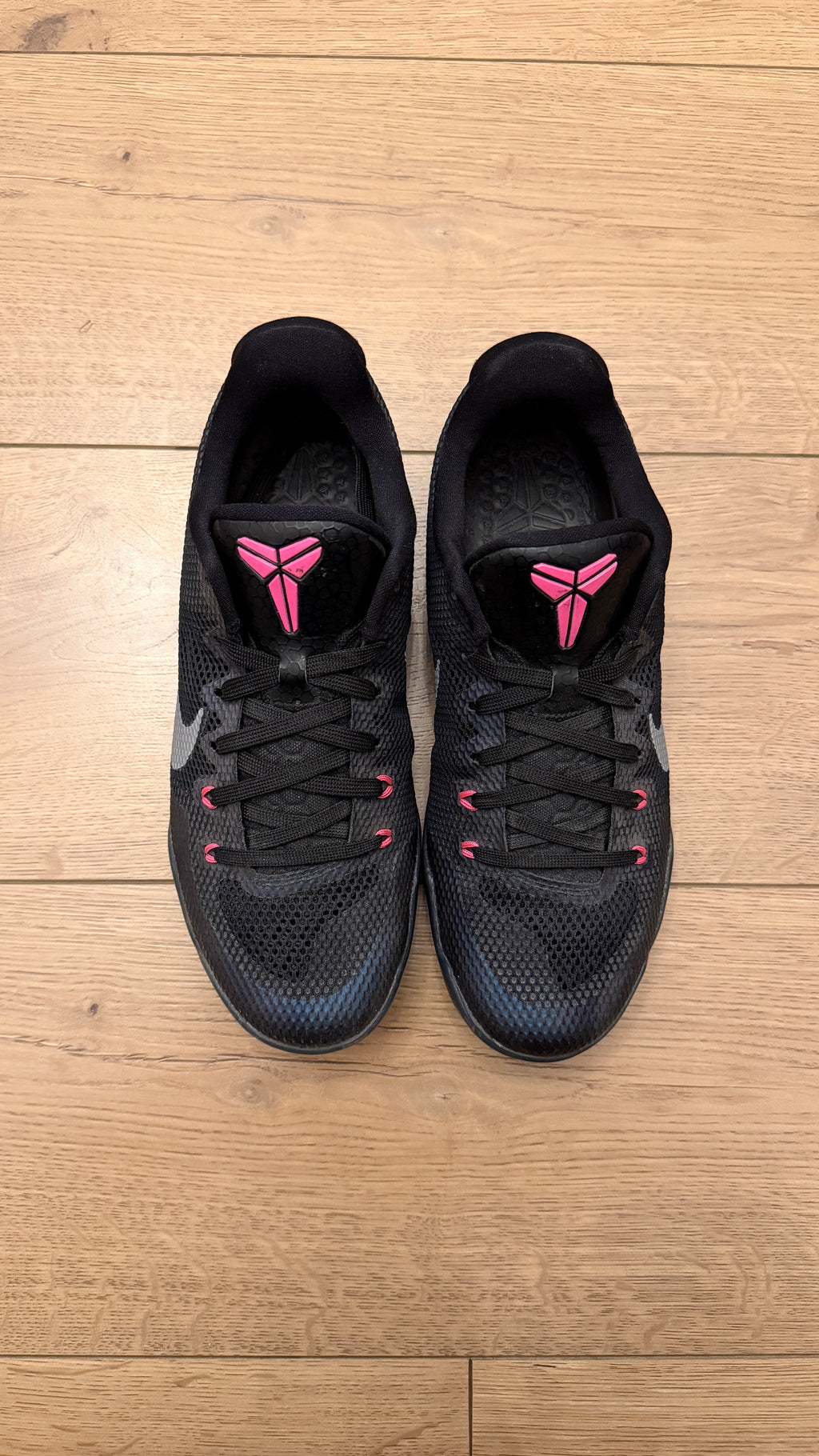 Kobe 11 EM Low “Invisibility Cloak”