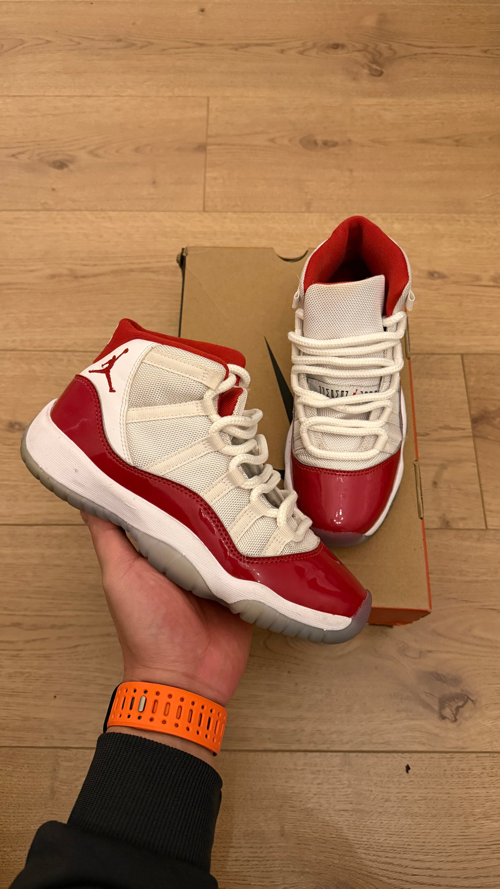 Jordan 11 “Cherry” (GS) | PREOWNED OG ALL