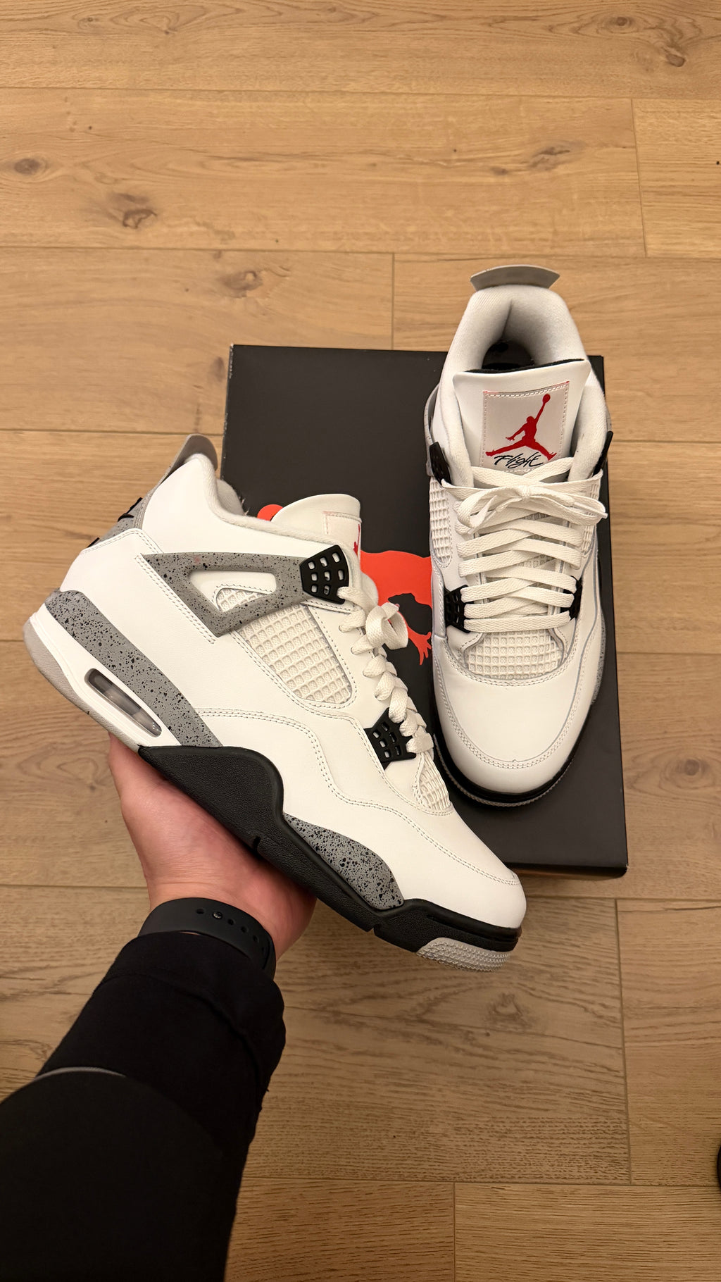 Jordan 4 Retro “White Cement” (2025) | PREOWNED