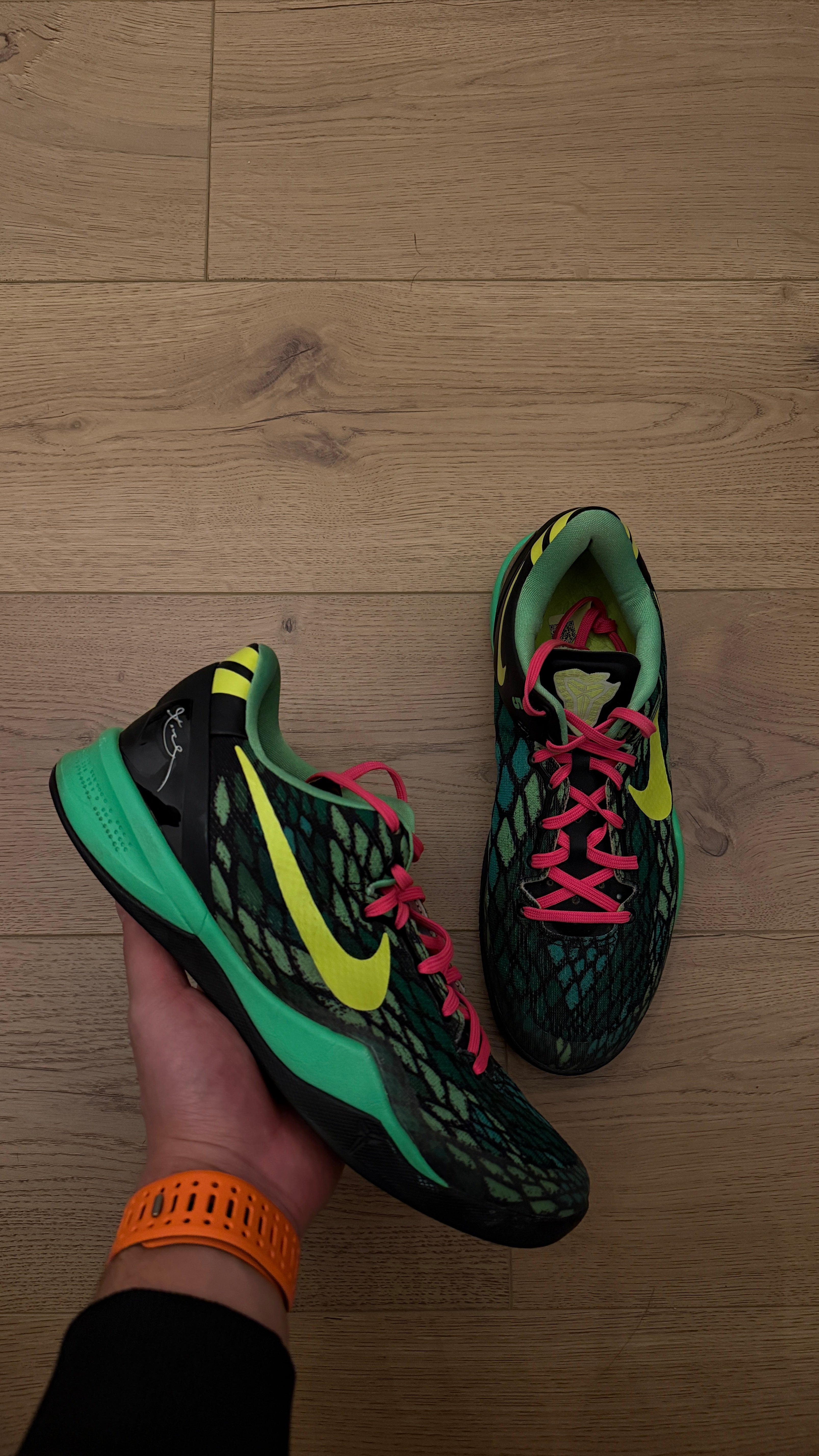 Kobe 8 ID "Grinch" | PREOWNED