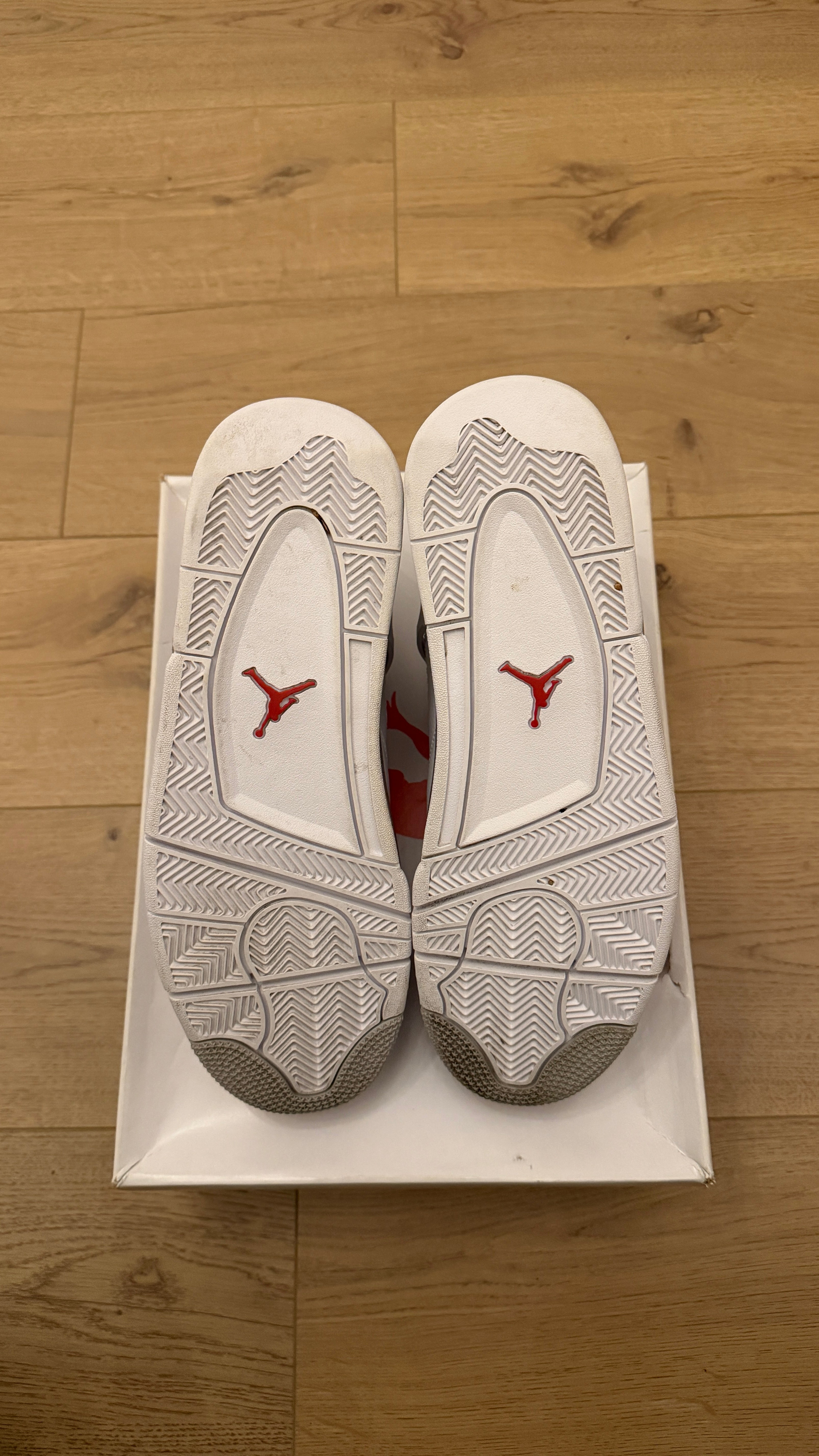 Jordan 4 Retro "Oreo" | PREOWNED OG ALL