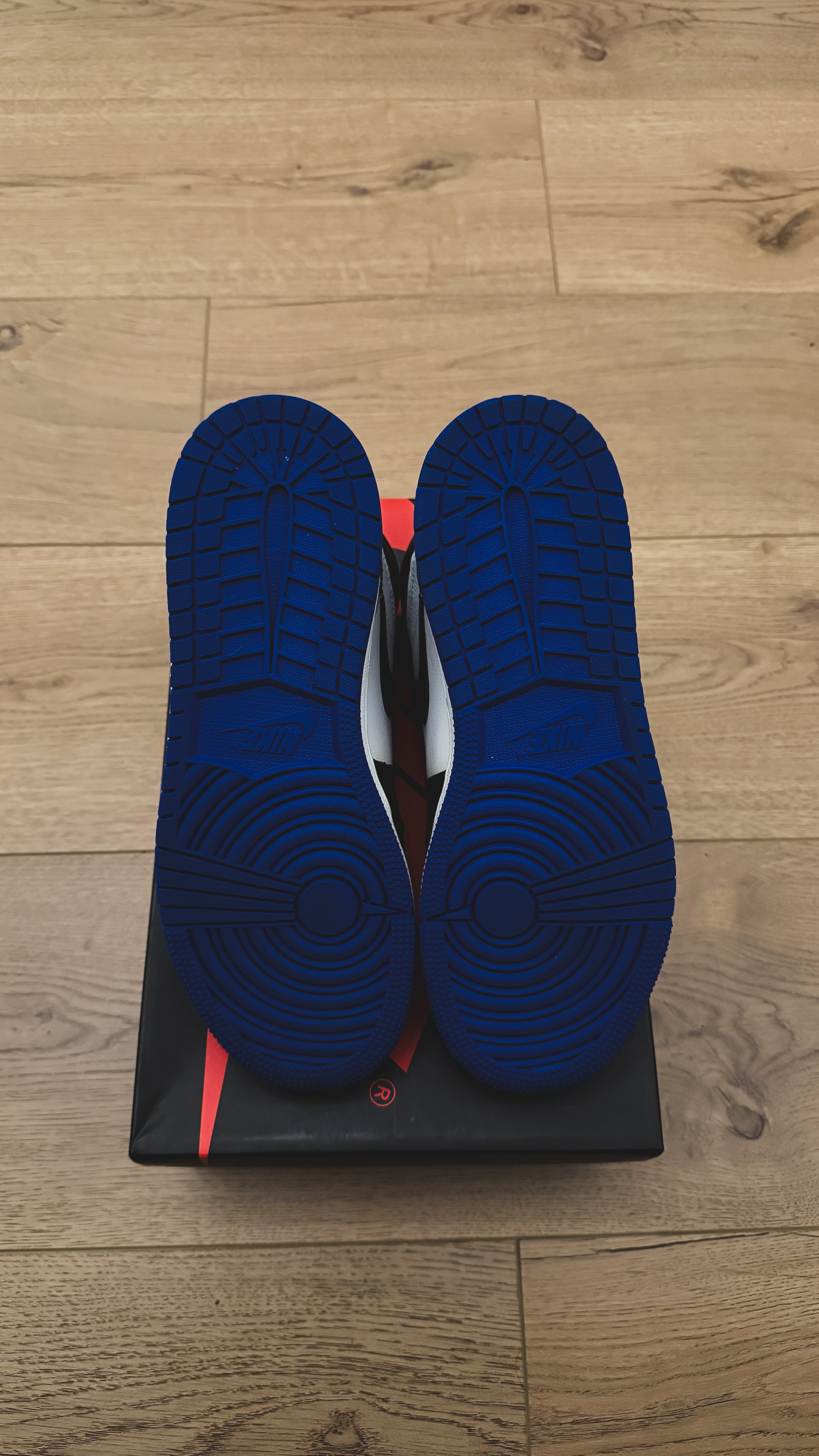 Jordan 1 High "Royal Toe" (GS) | VNDS OG ALL