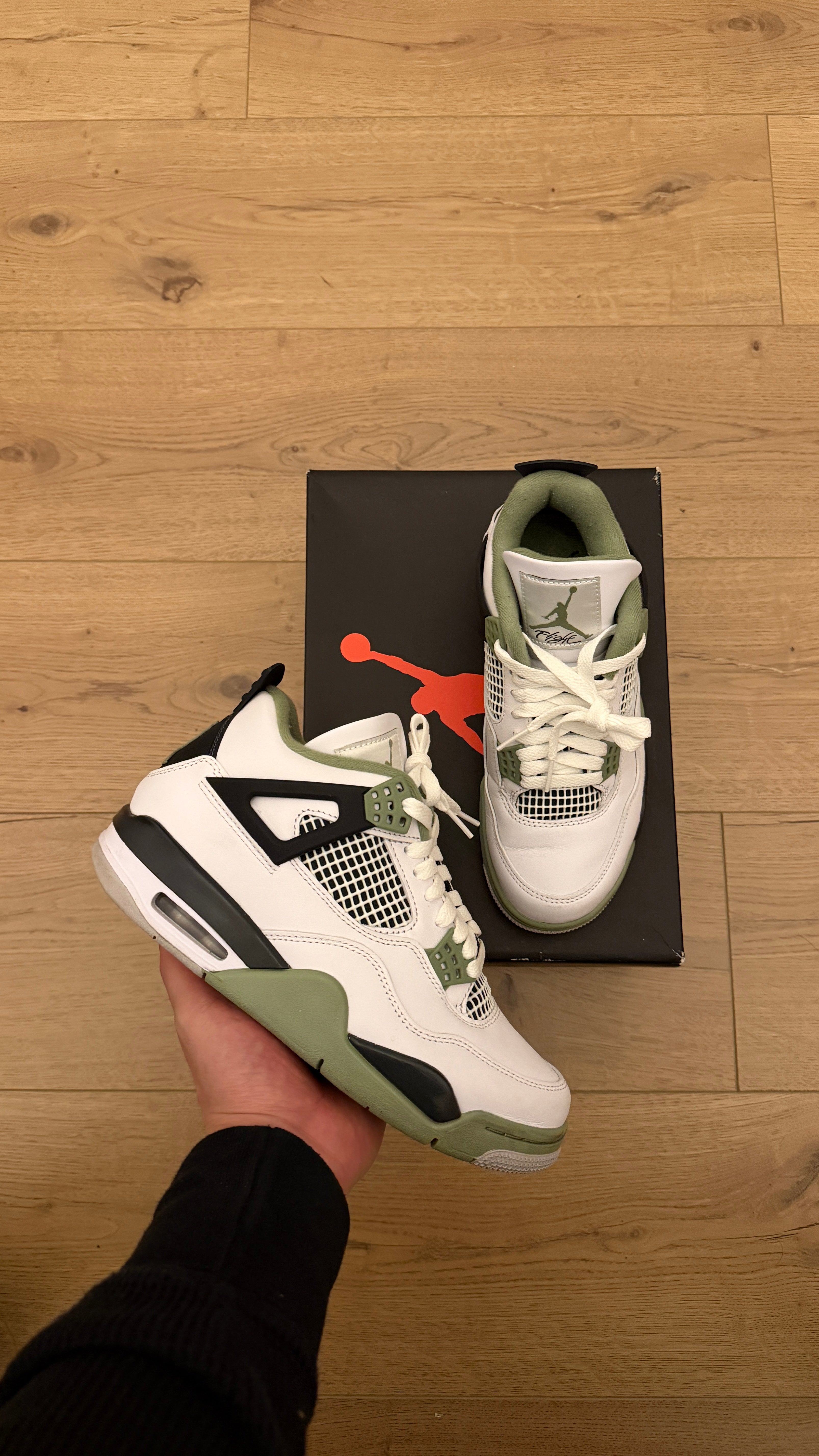 Jordan 4 Retro "Seafoam" | PREOWNED OG ALL