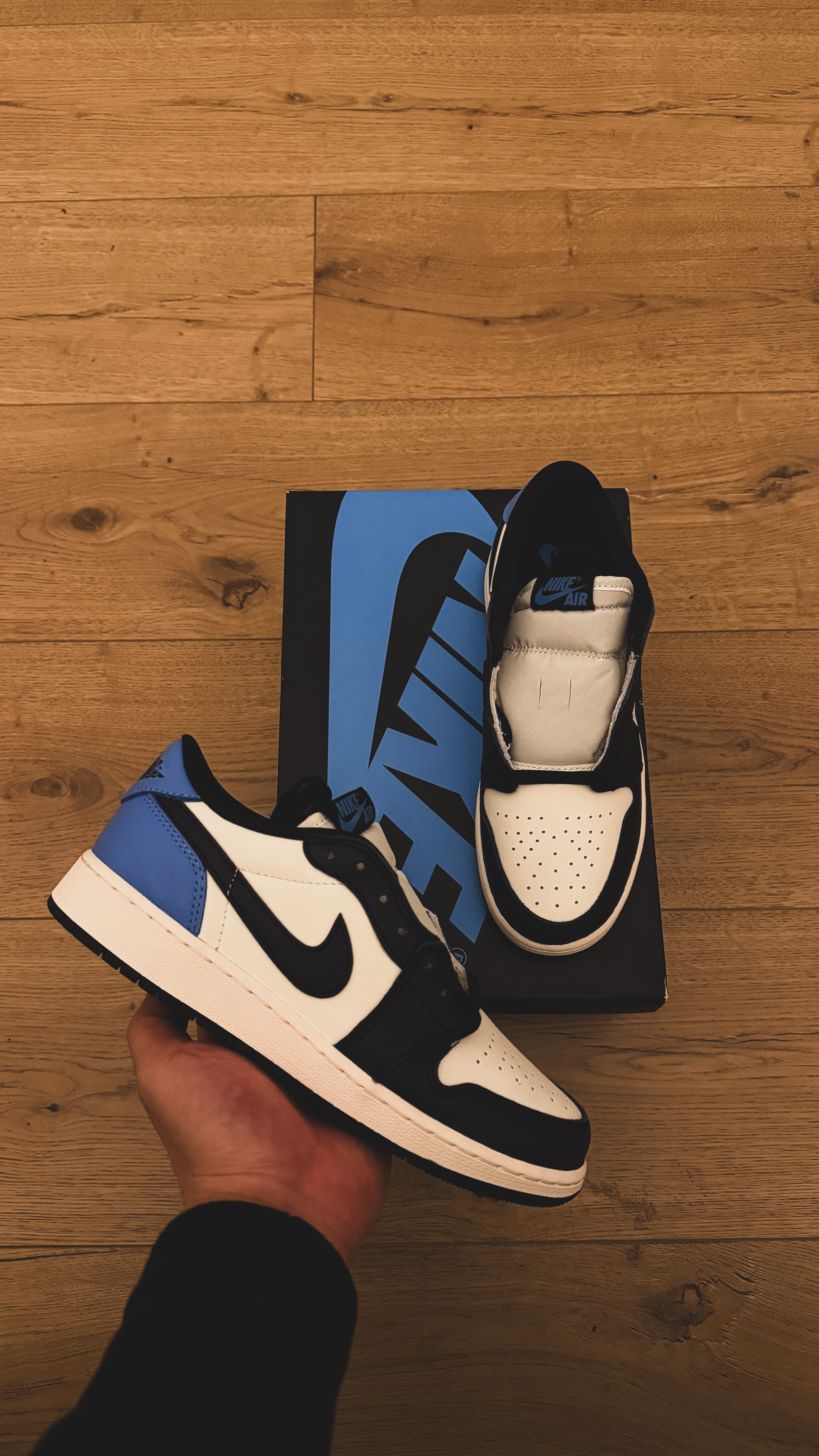 Jordan 1 Low "Obsidian UNC" (GS) | BRAND NEW